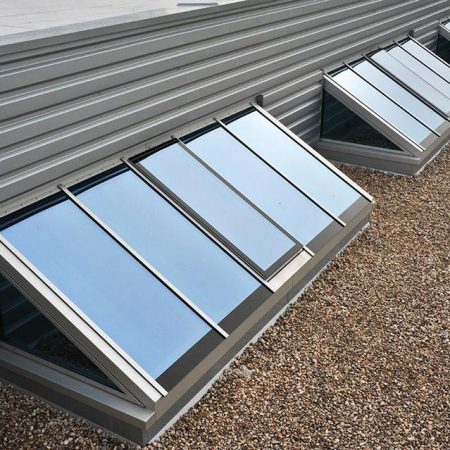 Stahl-Glas-Konstruktion am Dach der Firma Trumpf, ausgeführt von Firma Linzner